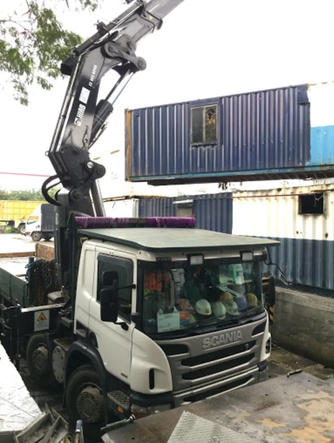 公司車輛 4
